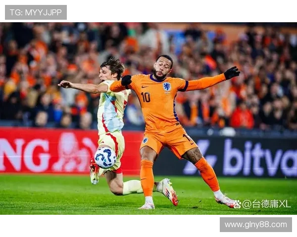 出场即巅峰的足球明星们如何在赛场上创造传奇与辉煌